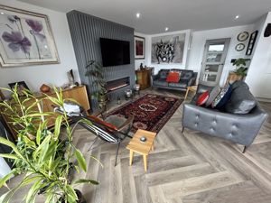 Photo 6- click for photo gallery